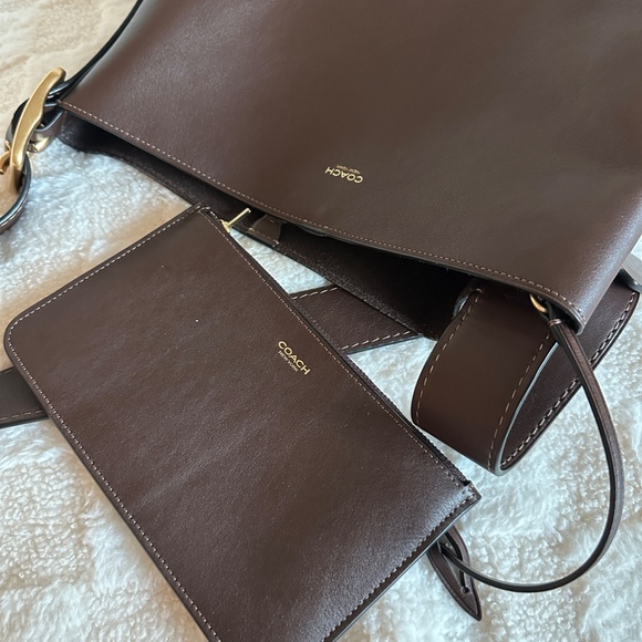 Pre-owned! Coach CCC23 Bleecker 28 Bucket Bag In Maple Leather Women's Bag - Picture 9 of 10